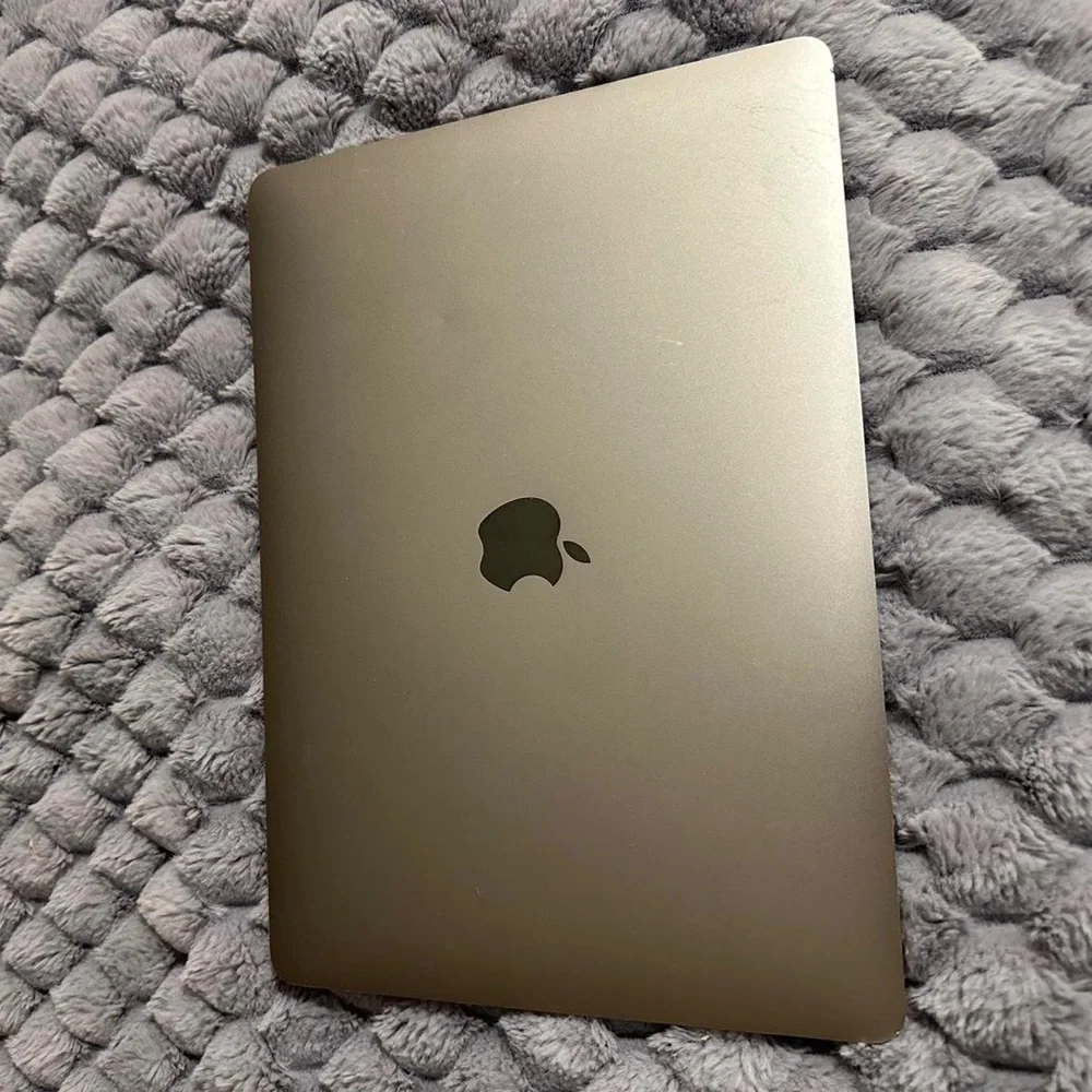 Apple MacBook Air - Sleek Black Design